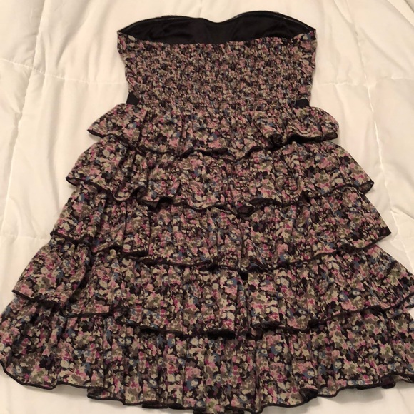 Floral Ruffle Dress - Picture 2 of 3